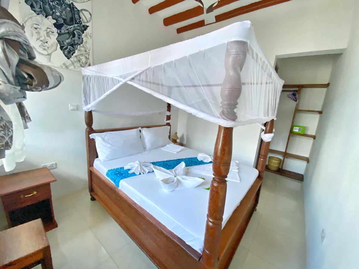 Utulivu Bungalow Nungwi Exterior photo