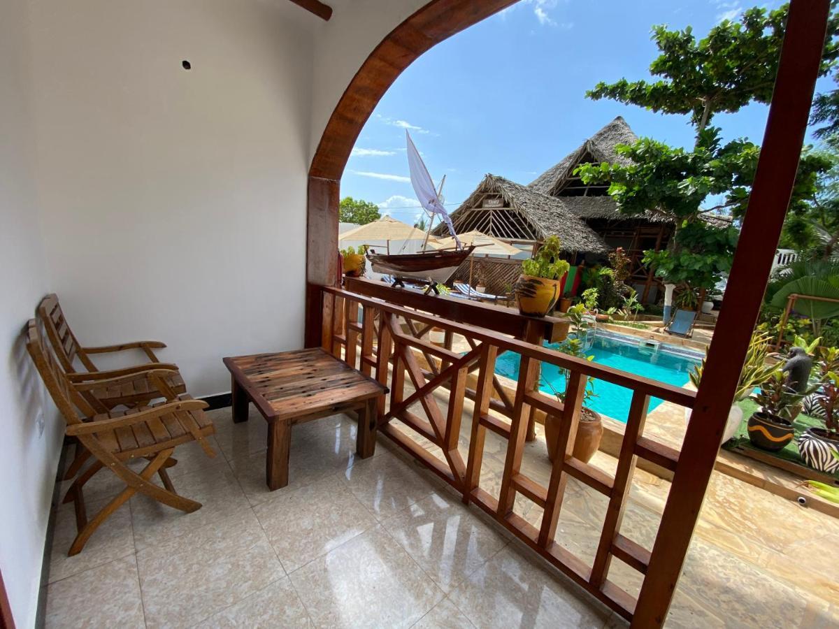 Utulivu Bungalow Nungwi Exterior photo